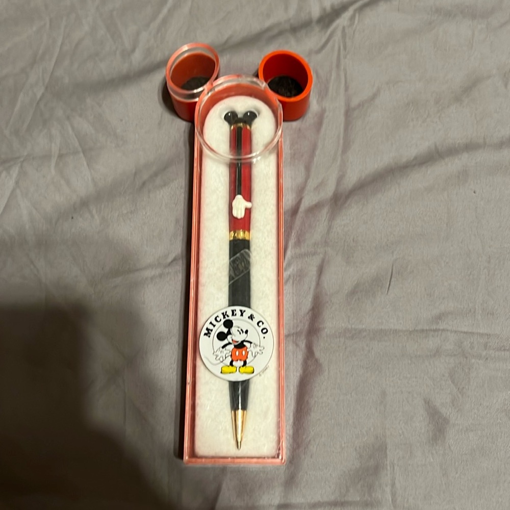 Vintage Mickey Mouse pen, some damage to case